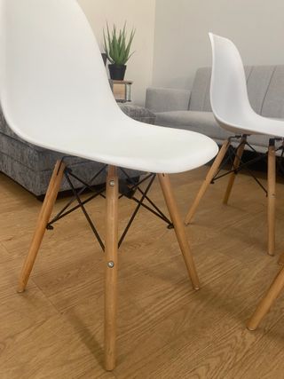 Confezione da 4 sedie bianche moderne