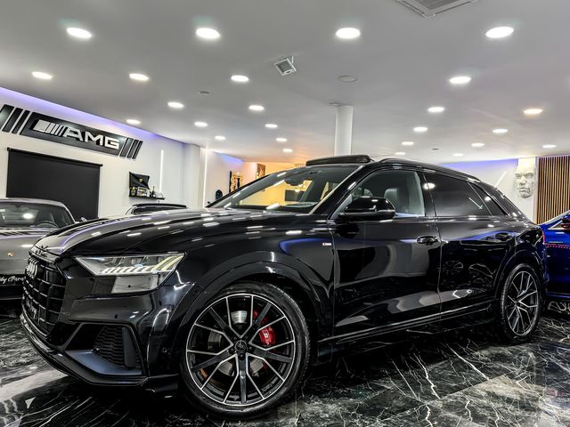 Audi Q8 BLACKLINE FULL 