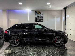 Audi Q8 BLACKLINE FULL 
