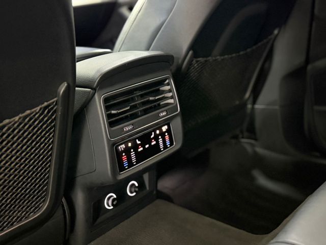 Audi Q8 BLACKLINE FULL 