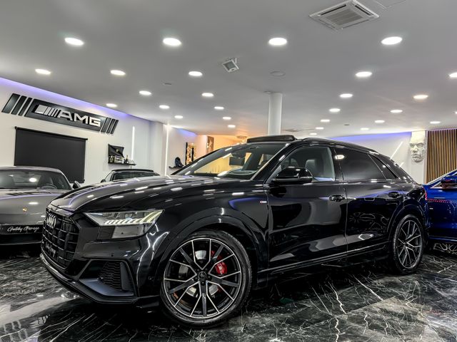 Audi Q8 BLACKLINE FULL 