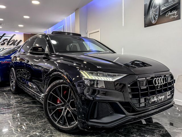 Audi Q8 BLACKLINE FULL 
