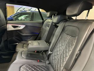 Audi Q8 BLACKLINE FULL 