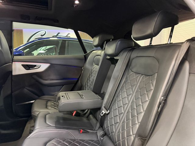 Audi Q8 BLACKLINE FULL 