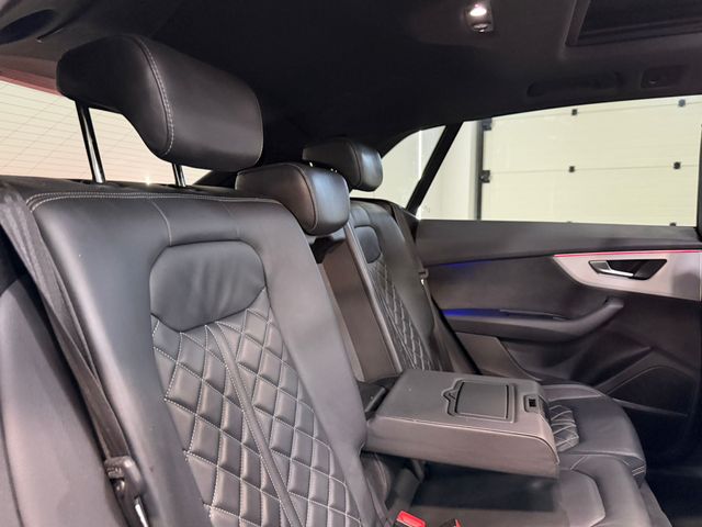 Audi Q8 BLACKLINE FULL 
