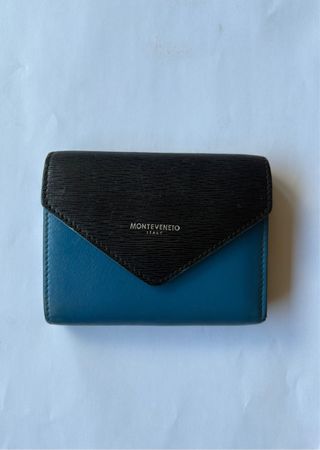 MONTEVENETO Cartera Piel Saffiano Negra y Azul