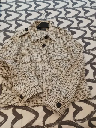 Chaqueta Zara corta tweed.