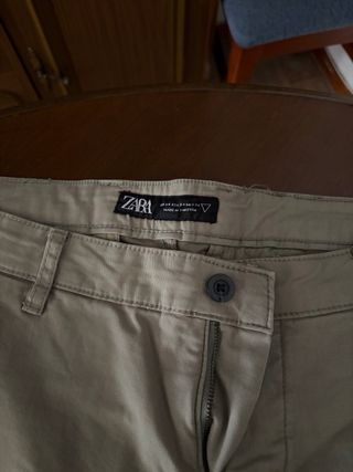 Pantalón Zara Beige