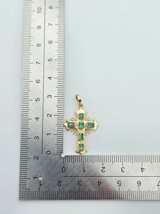 Colgante Oro 18K, Cruz con Esmeraldas, 1,44gr, 3cm
