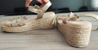 Sandalias doradas T 38