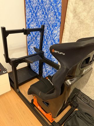 Cockpit Simlab GT1 EVO + Asiento SIM06