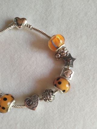 Bracciale Argentato con Charm Colorati