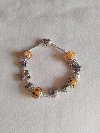 Bracciale Argentato con Charm Colorati