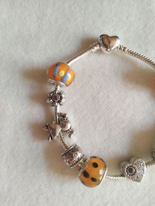 Bracciale Argentato con Charm Colorati