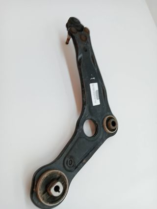 BRAZO SUSPENSION INFERIOR DELANTERO DERECHO RENAULT MEGANE I