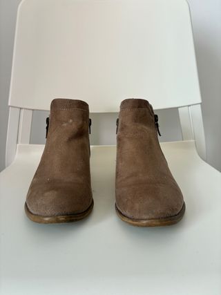 Botines marrones