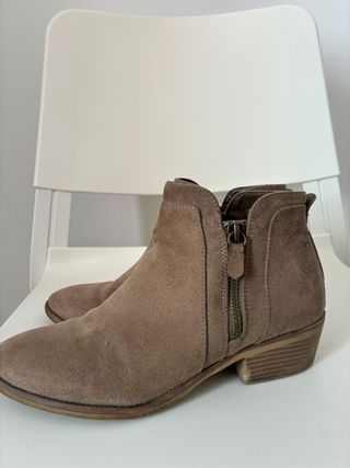 Botines marrones