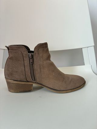 Botines marrones