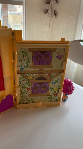 Casa Pin y Pon con 10 muñecas