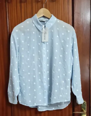Blusa Stradivarius Celeste Lunares Bordados 