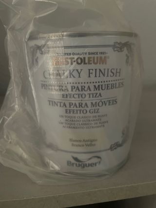 Pintura Rust-Oleum Chalky Finish Blanco Antiguo