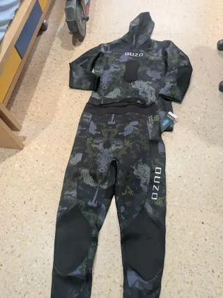 Traje neopreno pesca submarina, sin estrenar 
