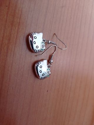 Orecchini Hello Kitty in acciaio