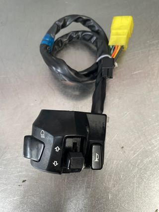 Piña Izquierda Suzuki Burgman 125 2007