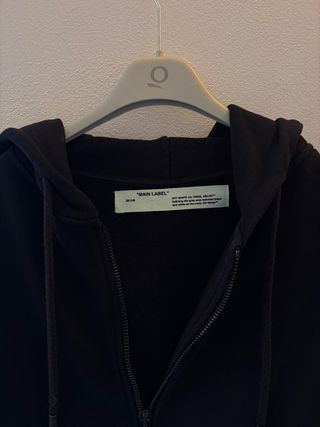 Felpa Off-White Nera con Patch