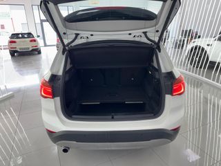 BMW X1 SDRIVE 18i 140CV AUTO. 8 VELOCIDADES