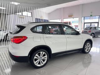 BMW X1 SDRIVE 18i 140CV AUTO. 8 VELOCIDADES