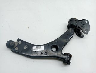BRAZO SUSPENSION INFERIOR DELANTERO DERECHO FORD FOCUS TURN.