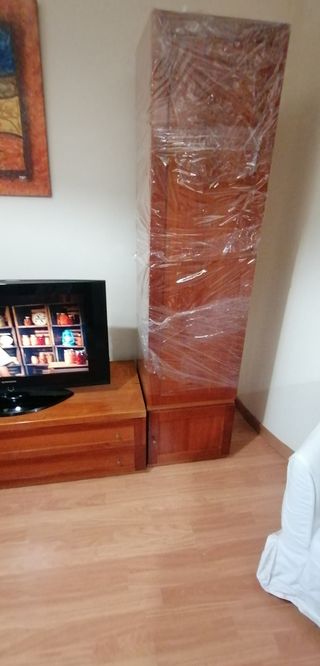 Móvel de sala em cerejeira