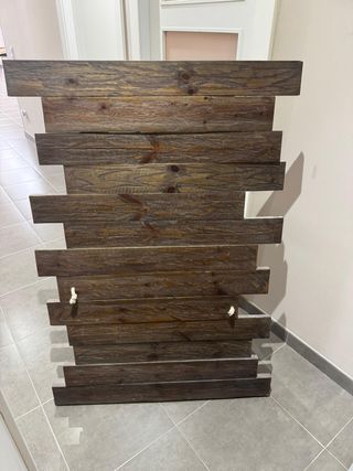 Sedute in legno verniciato per matrimoni