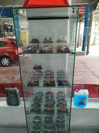 Colección de motos a escala

