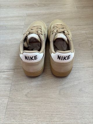 NIKE FIELD GENERAL logo multicolor