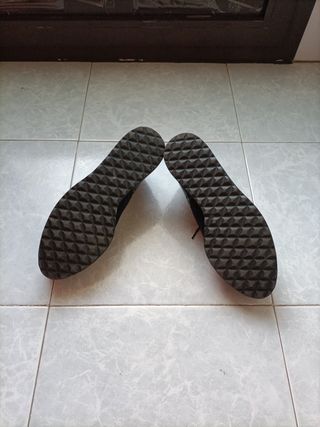 Zapatos charol mujer T.37