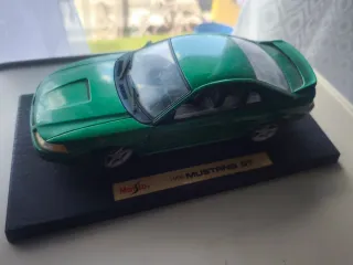 Maisto Mustang GT 1999 Coche Colección