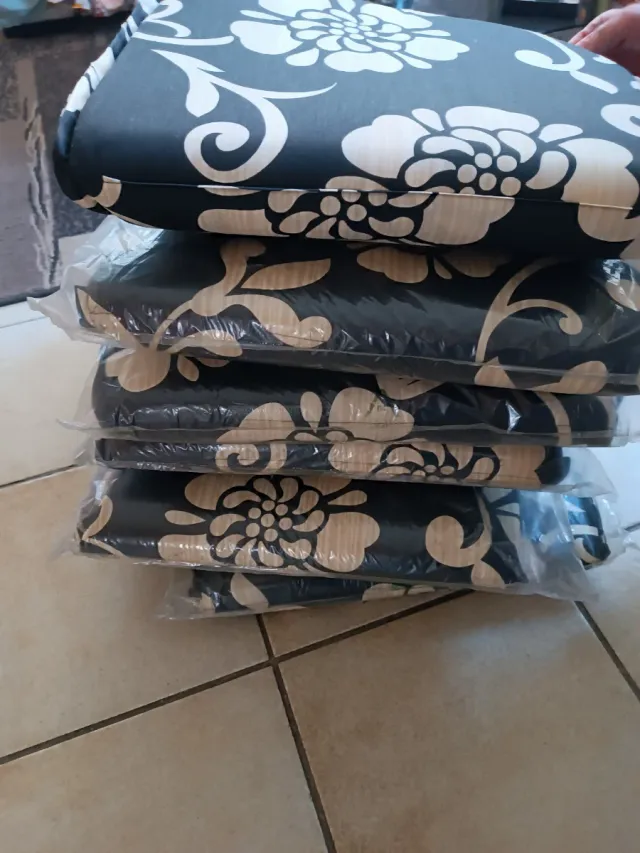 Copri sedia monoblocco giardino floreale