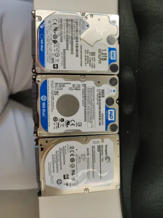3 Discos Duros 2.5 WD y Seagate