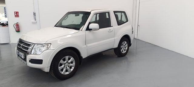 Mitsubishi Montero 2018