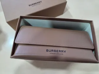 Gafas de sol Burberry Micah Negras Nuevas