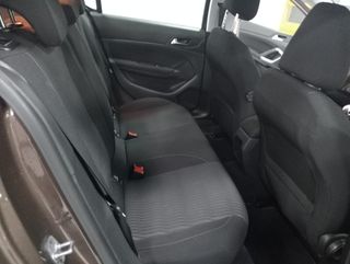 PEUGEOT 308 5p Style 1.6 BlueHDi 120