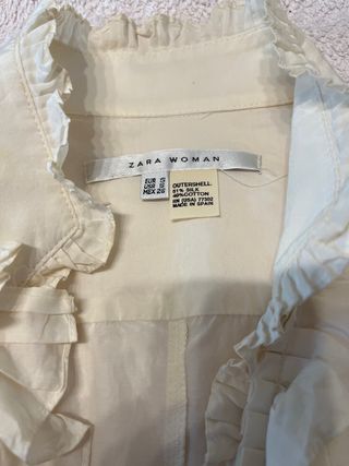 Camisa Zara Beige Volantes manga larga 