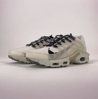 Nike TS Blancas Talla 43