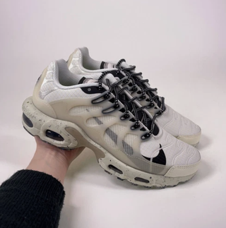 Nike TS Blancas Talla 43