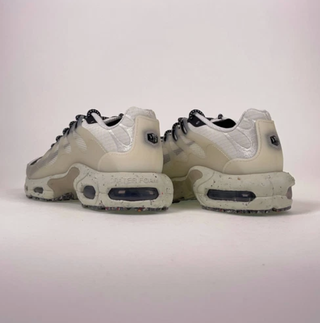 Nike TS Blancas Talla 43