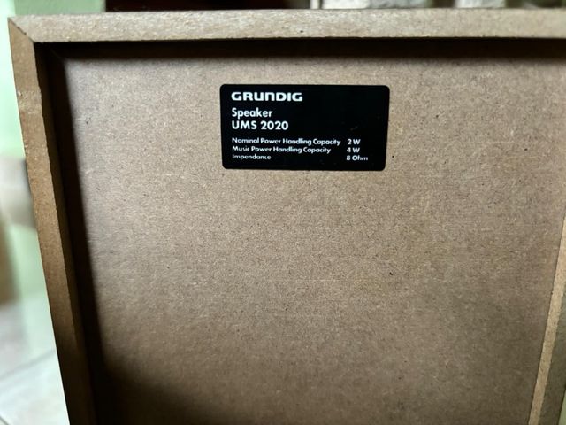 Altavoces Grundig Nuevos