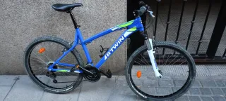 Bicicleta BTwin Azul