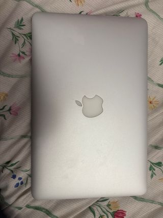 MacBook Air macOS Monterey